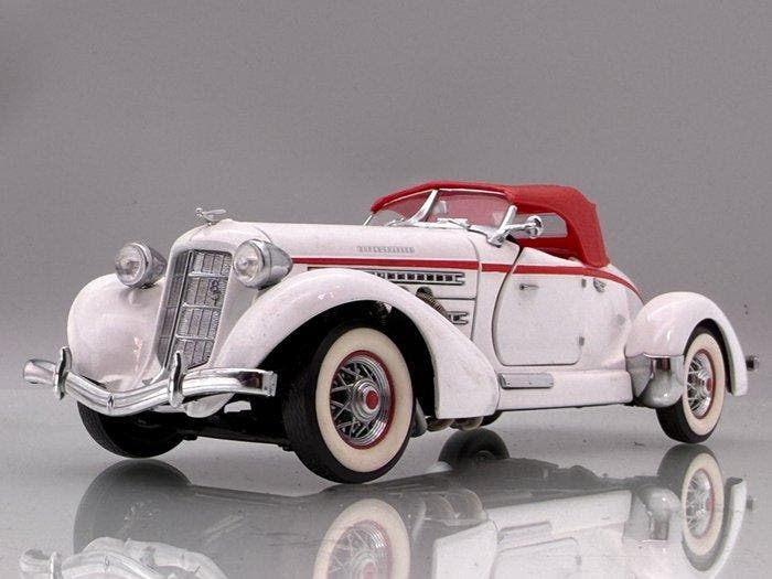 Franklin Mint 1:24 - Modelauto - 1935 Auburn 851 - High-end, Antiek en Kunst, Curiosa en Brocante