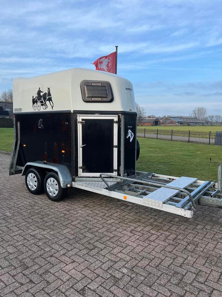 Mooie Bockmann mentrailer 2-paards!, Dieren en Toebehoren, Paarden en Pony's | Trailers en Aanhangwagens, 2-paards trailer, Zo goed als nieuw