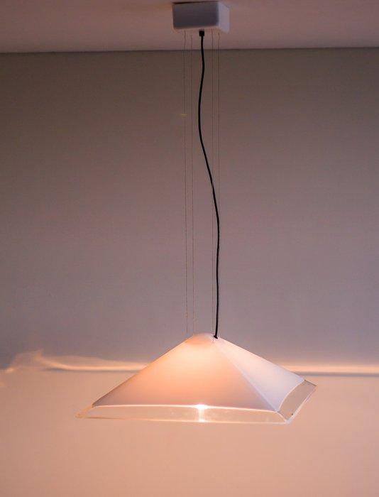 iGuzzini - Lamp - Piramide - Perspex, Antiek en Kunst, Curiosa en Brocante