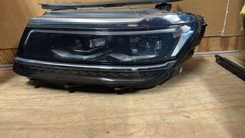 Tiguan 2016+ Koplamp Links orgineel 5NB941081A, Nieuw