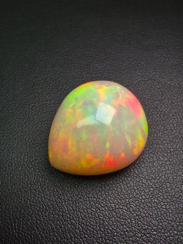 Oranje, Meerkleurig, Wit Opaal - 32.83 ct - Antwerp, Nieuw