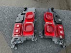 Linker of rechter achterlicht New Defender  90 / 110 L663, Ophalen of Verzenden, Gebruikt, Land Rover