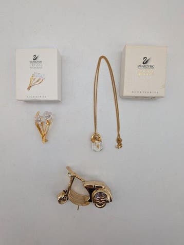 Swarovski - Beeldje - Crystal Memories Collection — Flower