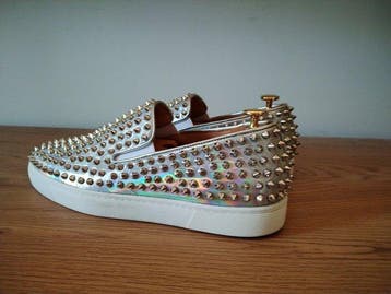Christian Louboutin - Loafers met spikes - Low-top sneakers, Nieuw