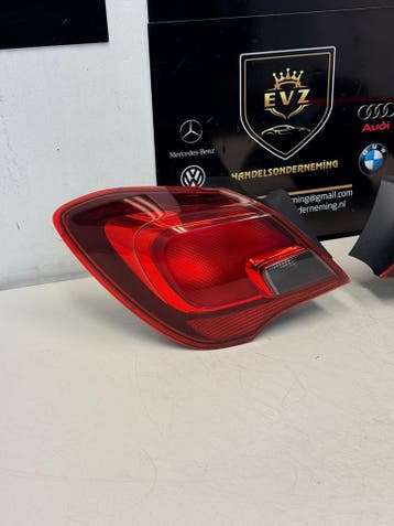 Opel Corsa E achterlicht set rechts en links bj.2015, Auto-onderdelen, Verlichting, Gebruikt, Opel