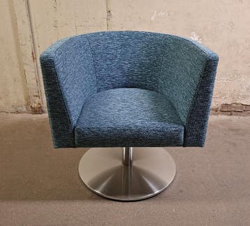 2x Teknion Vignette Fauteuil Blauw Gebruikt, Gebruikt, Minder dan 75 cm, Stof, 75 tot 100 cm