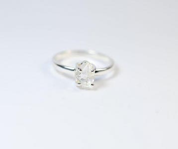 Herkimer-Diamant Ring / nieuw- 2.12 g - (1), Verzamelen, Mineralen en Fossielen