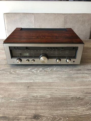 Luxman - R-1040 Solid state stereo receiver, Nieuw