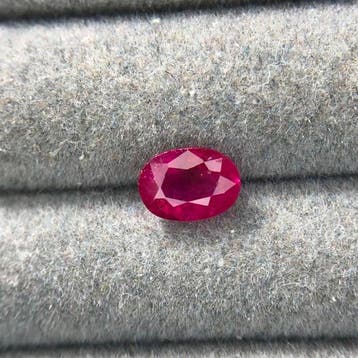 Zonder minimumprijs - 1 pcs Rood Robijn - 0.62 ct - Guild, Nieuw