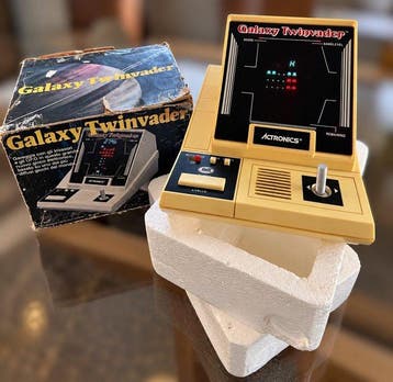GIG - Galaxy Twinvader - 1981 Tabletop Electronic Game, Spelcomputers en Games, Nieuw