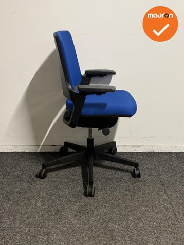 Interstuhl MOVYis3 - Bureaustoel - Donkerblauw/Zwart - Refur, Werkplek, Ophalen of Verzenden, Gebruikt, Stoel