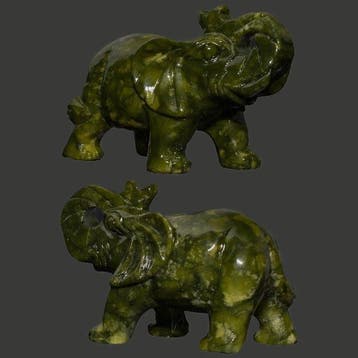 Xian Jade Elephant set - Hoogte: 11.6 cm - Breedte: 8.2 cm-, Verzamelen, Mineralen en Fossielen
