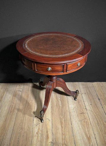 Middentafel - Mahonie - Antiek bijzettafeltje Vittoriano
