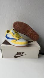 Nike - Jordan 1 Low Travis Scott Canary - Sneakers - Maat:, Nieuw