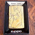 Zippo - Anime Manga Dos Mujeres Sensuales | Deep Carve | -, Verzamelen, Nieuw