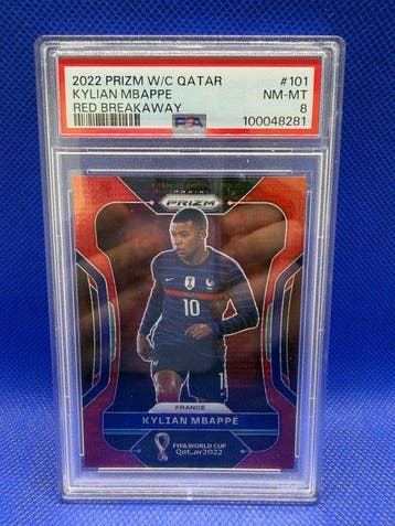 2022 Panini Kylian Mbappe /99 Prizm World Cup Qatar - PSA 8, Nieuw