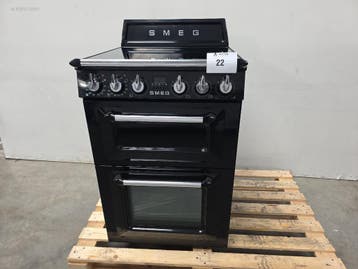 Fornuis Smeg TR62IBL, Huis en Inrichting, Nieuw