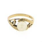 10 karaat ring met parel, Gebruikt, Overige kleuren, Ophalen of Verzenden, 17 tot 18