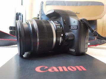 Canon EOS 500D Camera Body - Canon EF-S 18-55mm f/3.5-5.6 IS, Nieuw