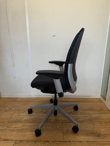 Ergonomische Bureaustoel Steelcase Amia - A Merk, Verzenden, Zo goed als nieuw, Zwart, Bureaustoel