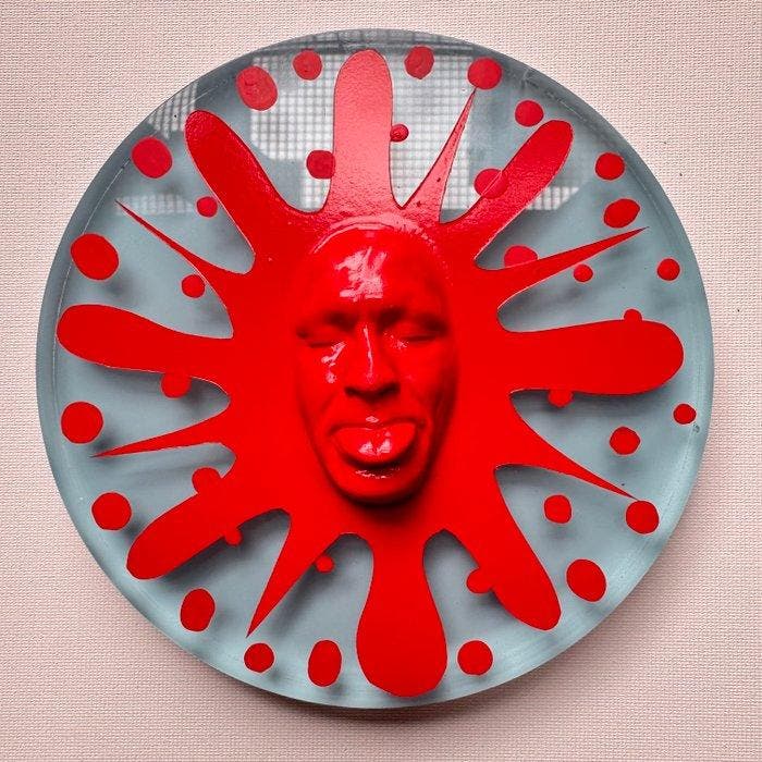 gregos - Red mocking splash on plexiglas, Antiek en Kunst, Kunst | Designobjecten