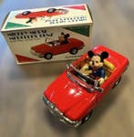 Masudaya - Beeldje - Mickey Mouse Mercedes Benz - Metaal,, Nieuw