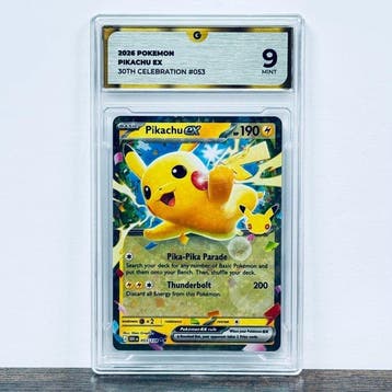Pokémon Graded card - Pikachu ex 053 - 30th Anniversary –, Hobby en Vrije tijd, Nieuw
