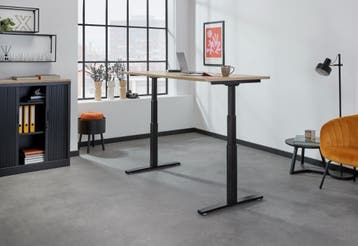 VST PLUS elektrisch zit-sta bureau 130cm hoog nen527 npr1813, Zakelijke goederen, Kantoor en Winkelinrichting | Kantoormeubilair en Inrichting