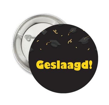 Button of (kleding)magneet Geslaagd, Hobby en Vrije tijd, Feestartikelen, Verzenden, Nieuw, Versiering, Overige