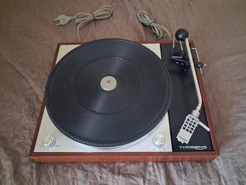 Thorens - TD150 mk2 Platenspeler, Nieuw