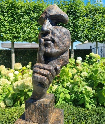 Beeldje - Man met zijn wijsvinger voor de mond - 78 cm -