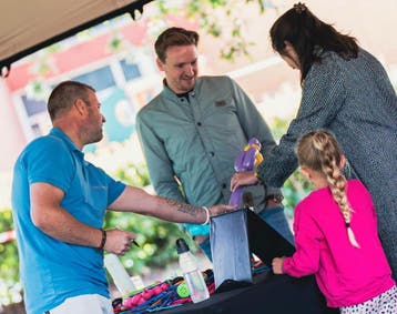 Interactieve ballonartiest en entertainer voor kinderen, Schmink- of Themafeestjes