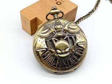 Square Enix - Final Fantasy Moogle Pocket Watch - Gaming, Nieuw