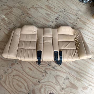 REAR SEATBACK COVER (BEIGE LEATHER) - 379151022, Auto diversen, Ophalen of Verzenden, Gebruikt