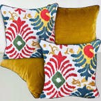 PIERRE FREY -Two cushions in a set of four- NEW COLLECTION, Antiek en Kunst