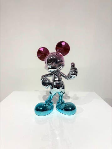Van Apple - Mickey Keep Smiling