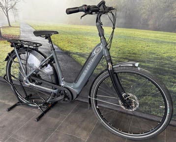 Gazelle Grenoble C5 Electrische Damesfiets - Riemaandrijving, Ophalen of Verzenden, Zo goed als nieuw, Minder dan 47 cm, 50 km per accu of meer