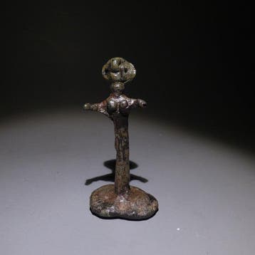 Achaemenidisch Brons Belangrijke figuur, ex-voto. 5,5 cm