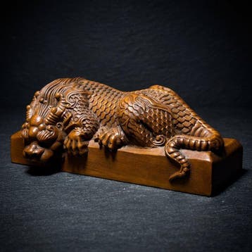 Mythisch wezen / draak - Buxushout - China (Zonder