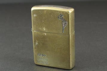 Zippo - Windy Limited Edition - Zakaansteker - Messing, Verzamelen, Nieuw