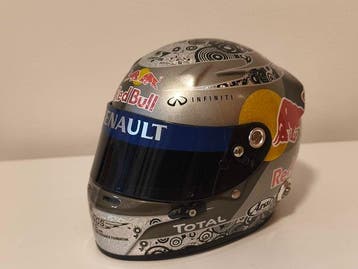 Red Bull Racing - Formula One - Sebastian Vettel - 2010 -, Nieuw