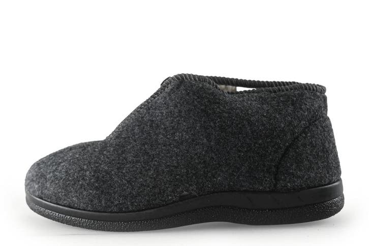 Giesswein Pantoffels in maat 41 Zwart, Kleding | Heren, Schoenen, Zwart, Zo goed als nieuw, Pantoffels of Sloffen, Verzenden
