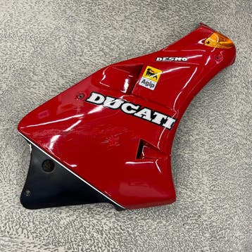 Ducati 851 FAIRING, RH - Red black - 48030021C - 48010021CA, Ophalen of Verzenden, Gebruikt
