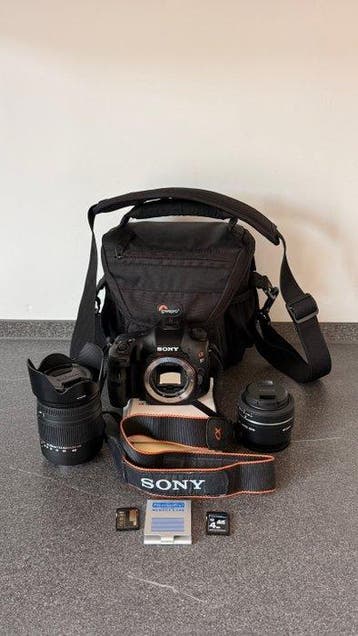 Sony Alpha SLT-A57 + Sigma 18-250 HSM + SAM 50/1.8 Digitale, Nieuw