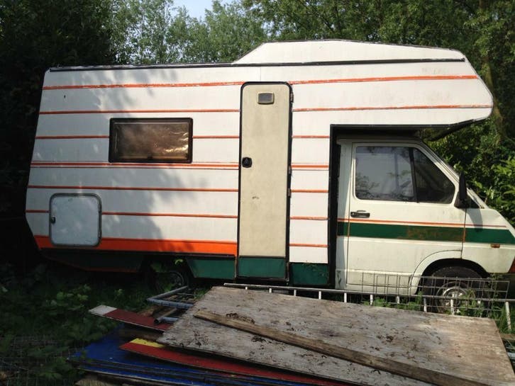 sloop  camper van bj1986 met zware schade, Caravans en Kamperen, Campers, Diesel, tot en met 4, Overige merken