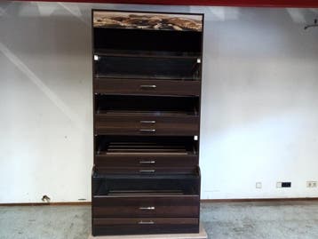 Broodstelling met 4 lades – B109 x D65 x H222 cm – 1 schap