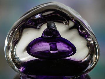 Selkirk Glass - Peter Holmes - Presse-papier - Fission