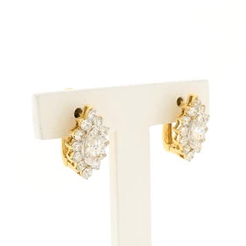 Gouden oorstekers met zirconia (Oorbellen), Gebruikt, Ophalen of Verzenden, Met edelsteen, Goud