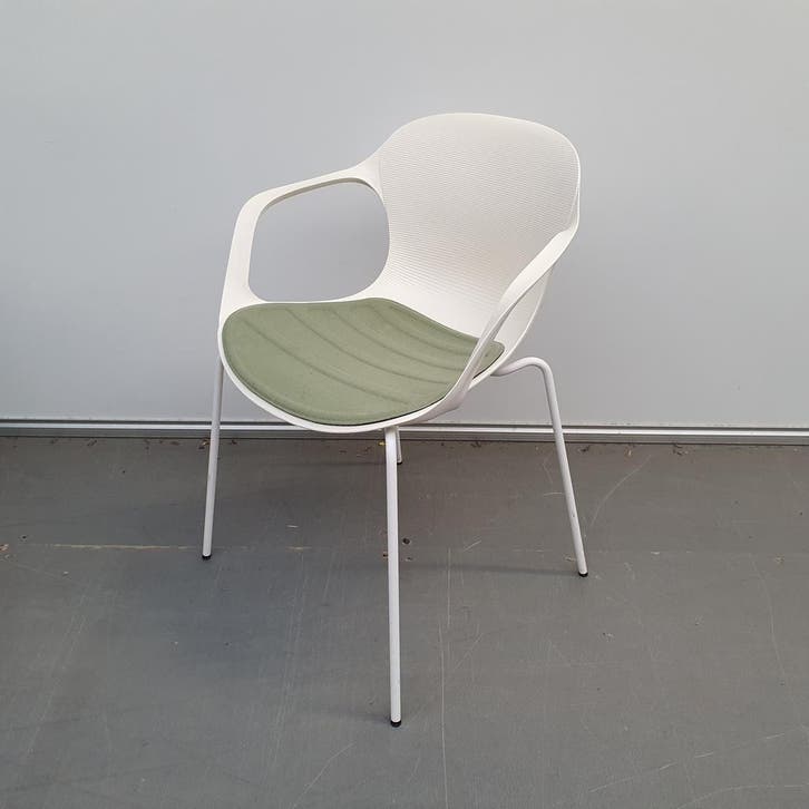 Fritz Hansen NAP stoel - groene stof (alleen per set), Huis en Inrichting, Stoelen, Ophalen of Verzenden