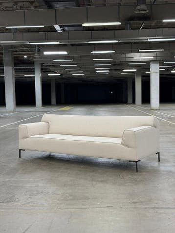 Design on Stock Bloq | Ecru | 4-zits |, 250 tot 300 cm, 75 tot 100 cm, Ophalen of Verzenden, Zo goed als nieuw